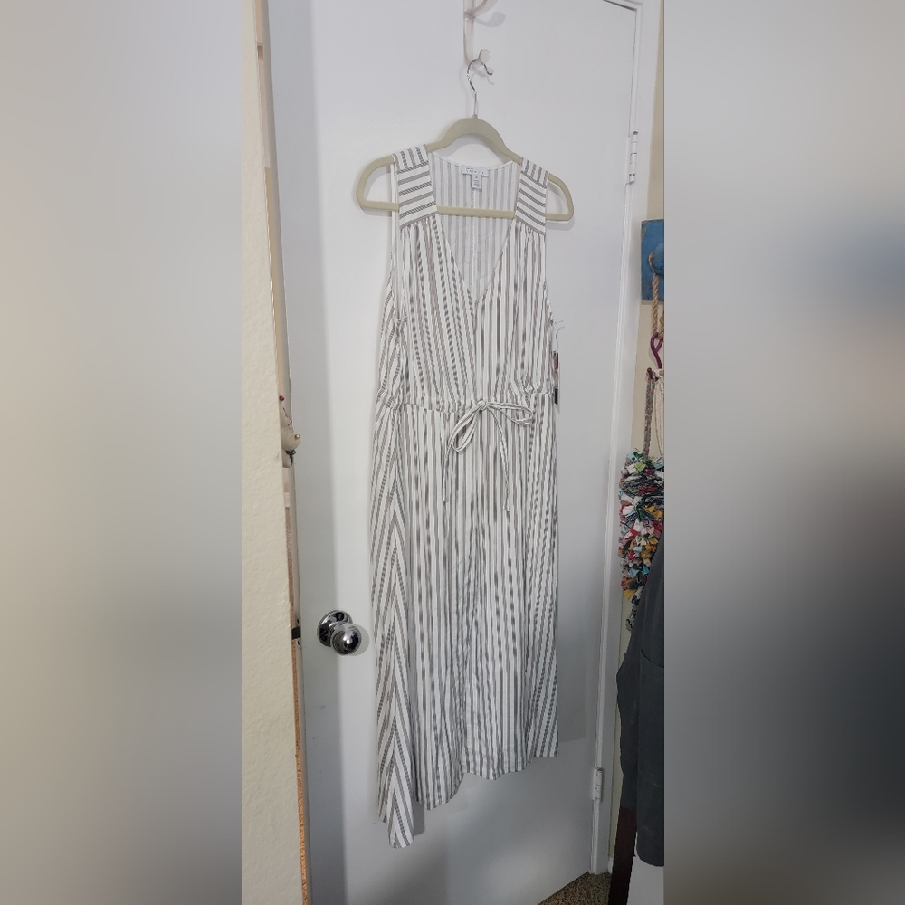 Nordstrim tie east midi dress NWT